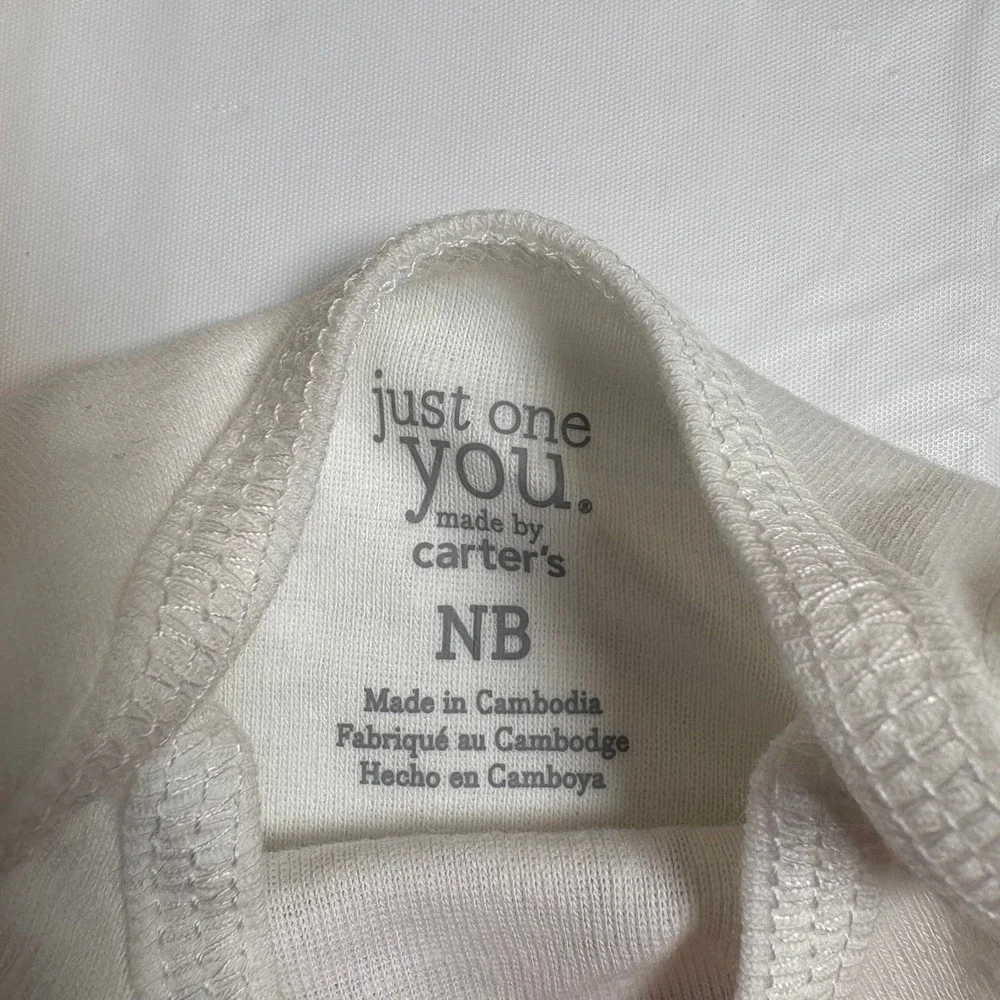 Just One You Carter's Baby's First Christmas Long Sleeve Bodysuit White NB‎
